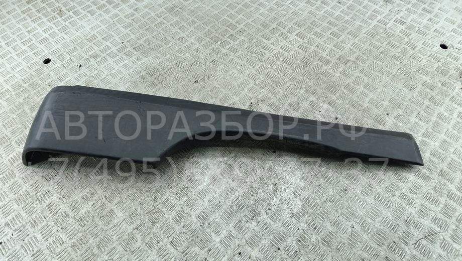 Молдинг заднего крыла правого