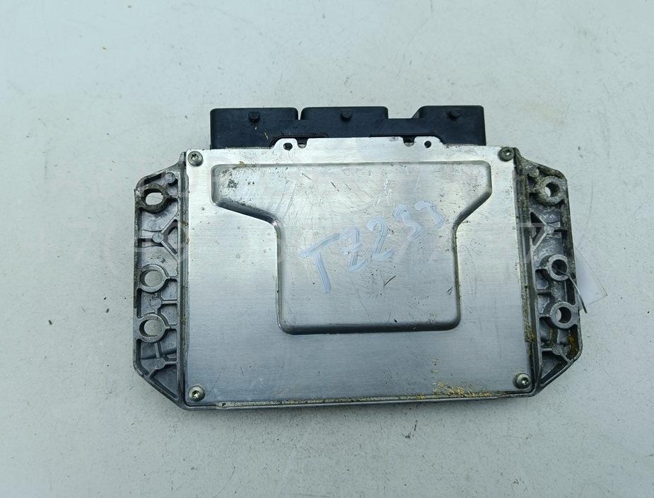 Блок управления двигателем