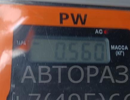 Поводок стеклоочистителя передний правый