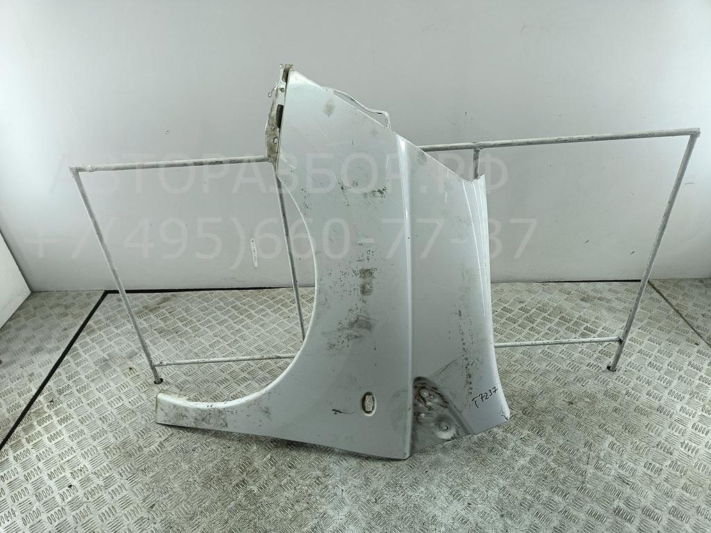 Крыло переднее левое