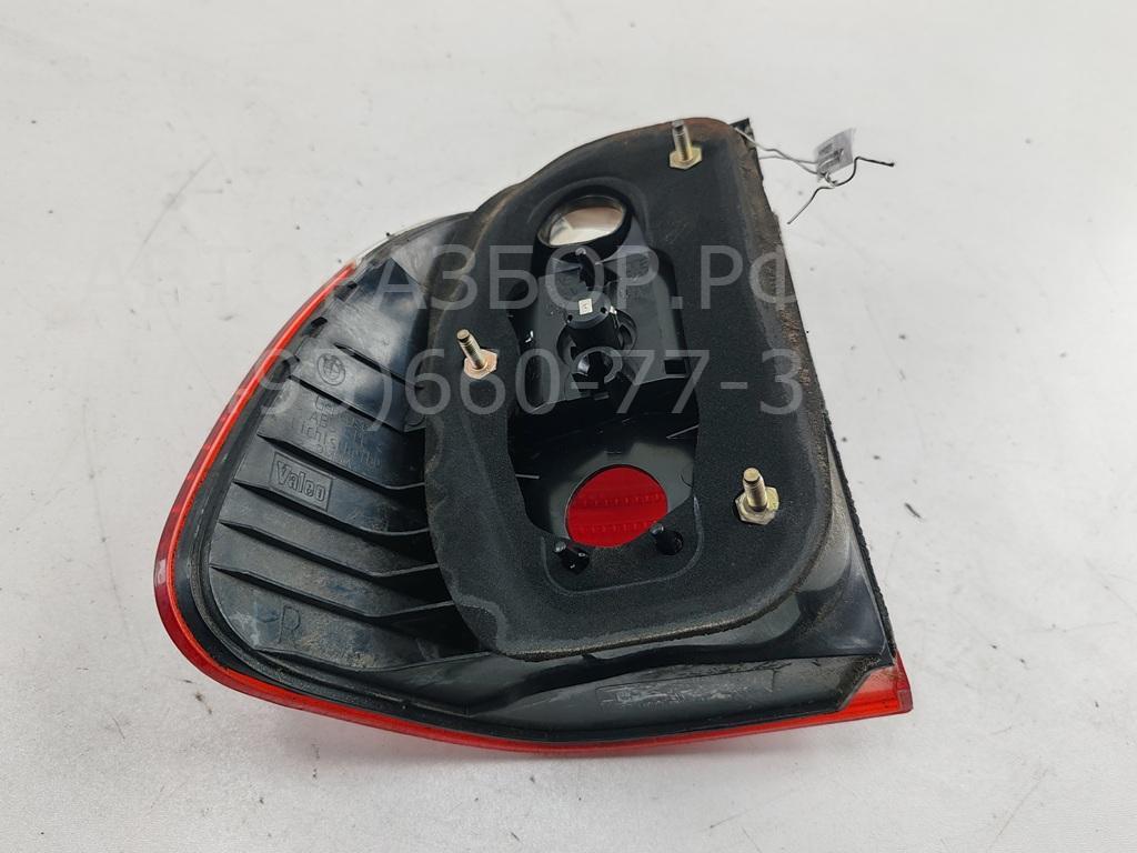 Фонарь задний правый