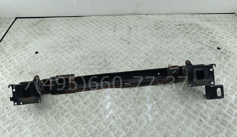 Усилитель переднего бампера