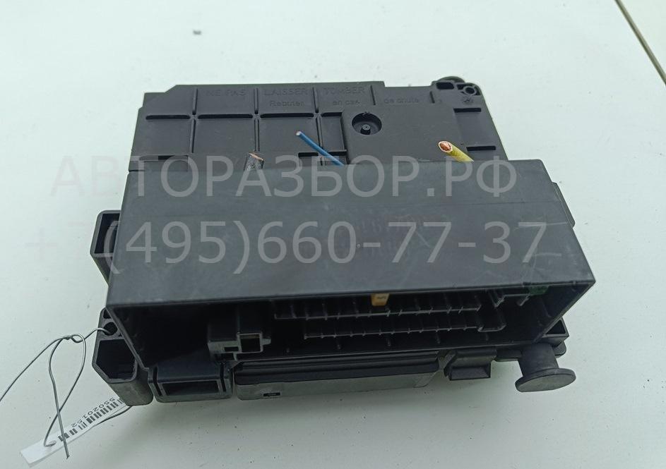 Блок предохранителей