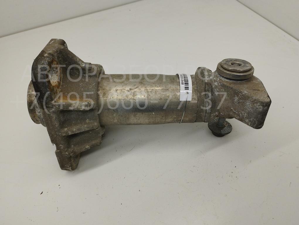 Кронштейн переднего бампера