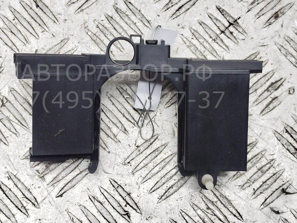 Кронштейн (сопут. товар)