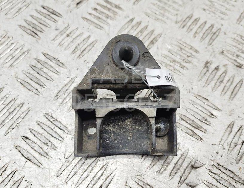 Кронштейн радиатора