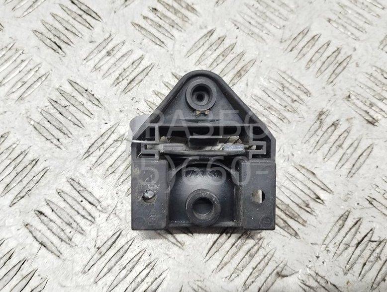 Кронштейн радиатора