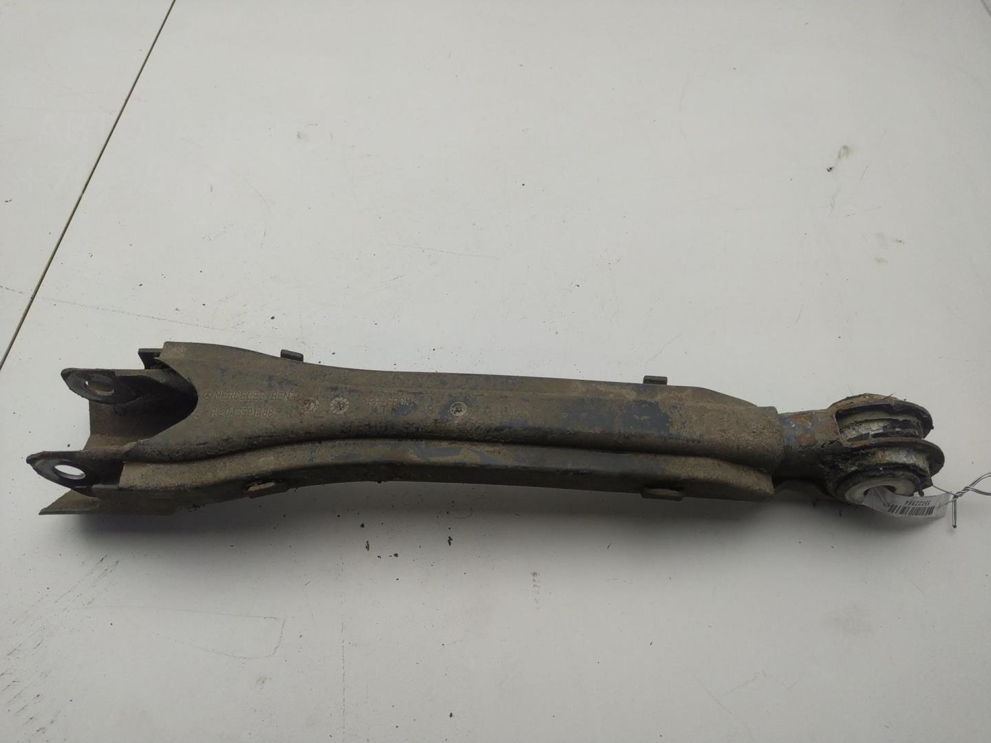 Рычаг задний правый