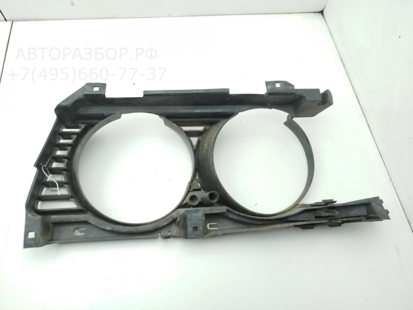 Решетка радиатора правая