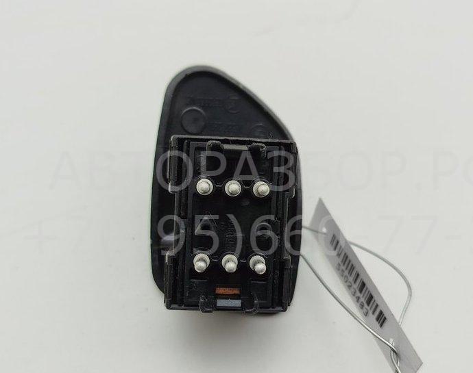 Кнопка регулировки зеркала