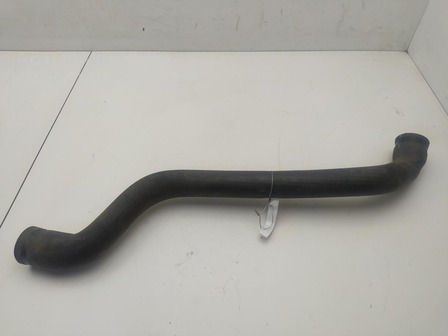 Патрубок радиатора