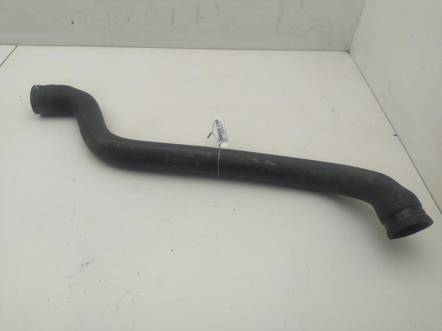 Патрубок радиатора