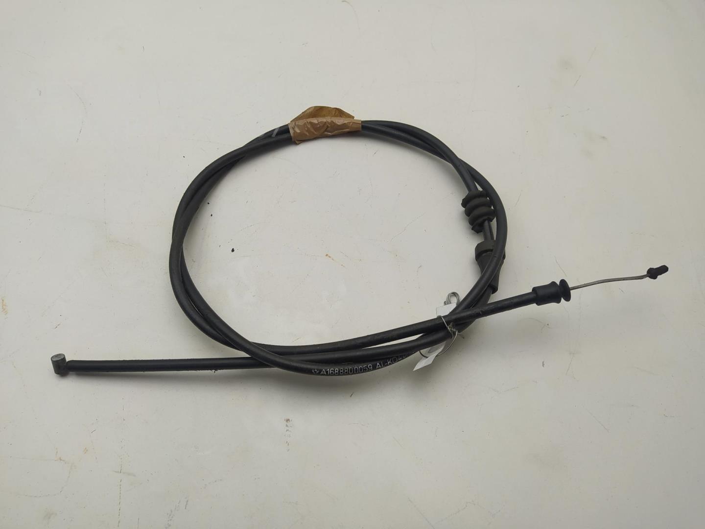 Трос открывания капота