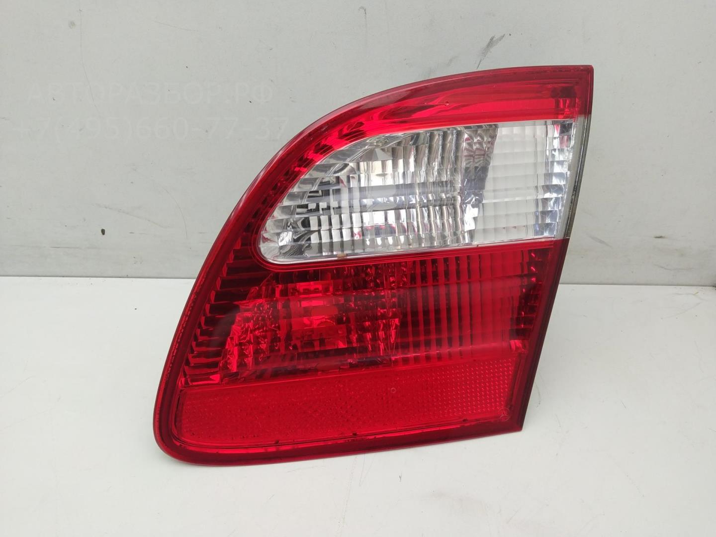 Фонарь задний внутренний правый