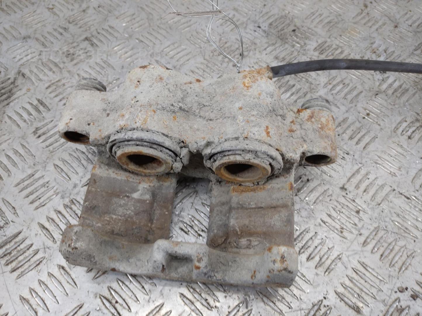 Суппорт передний левый