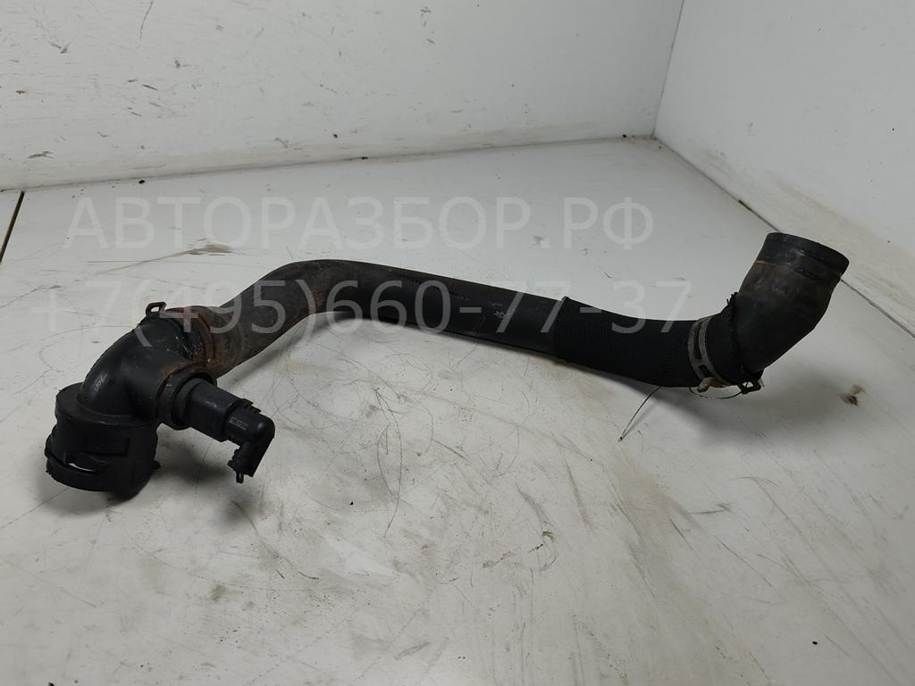 Патрубок радиатора