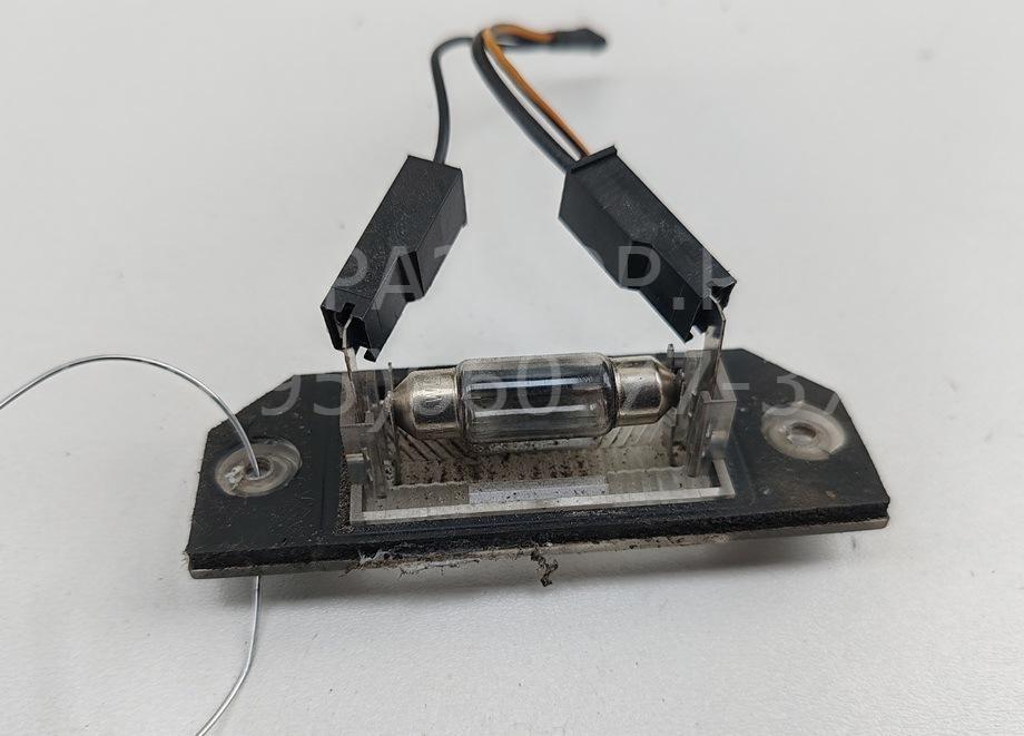 Фонарь подсветки номера