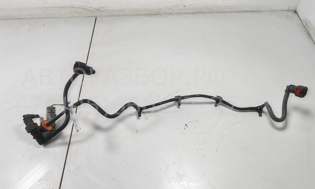 Трубка топливная