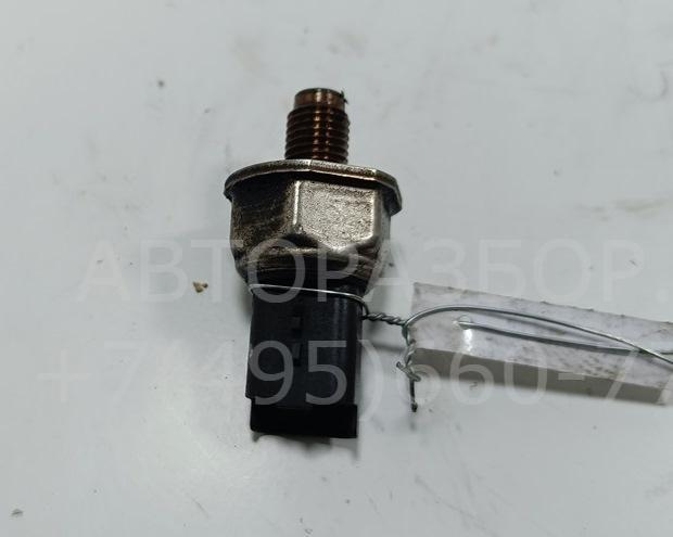 Регулятор давления топлива