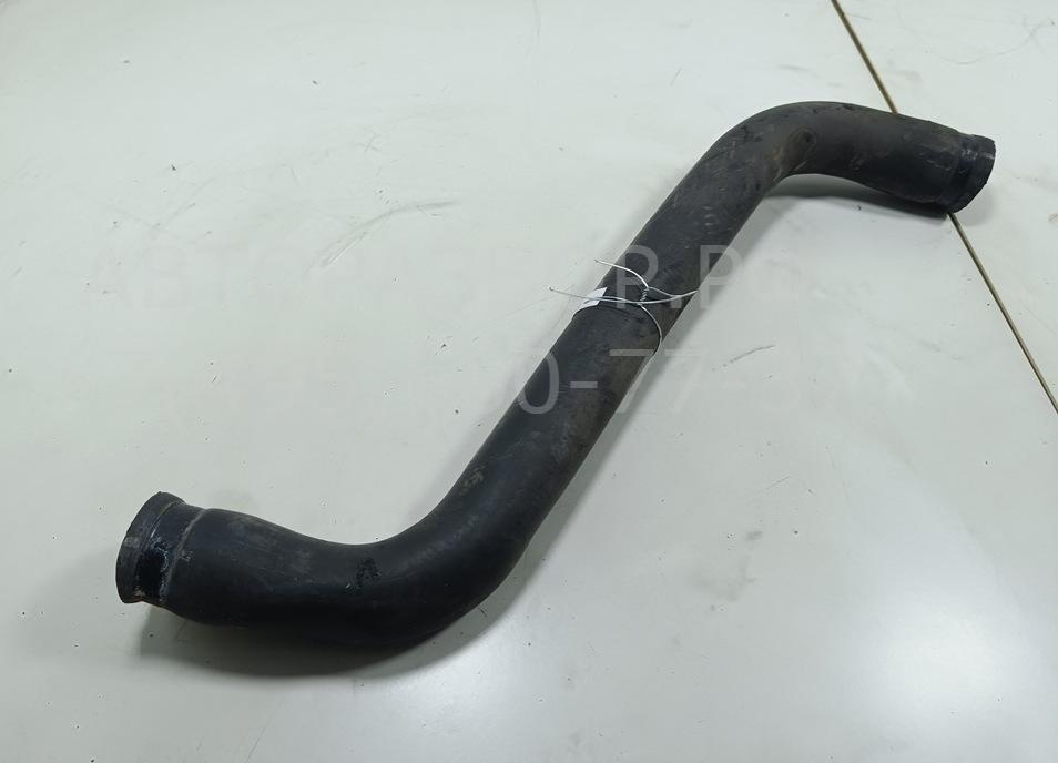 Патрубок радиатора