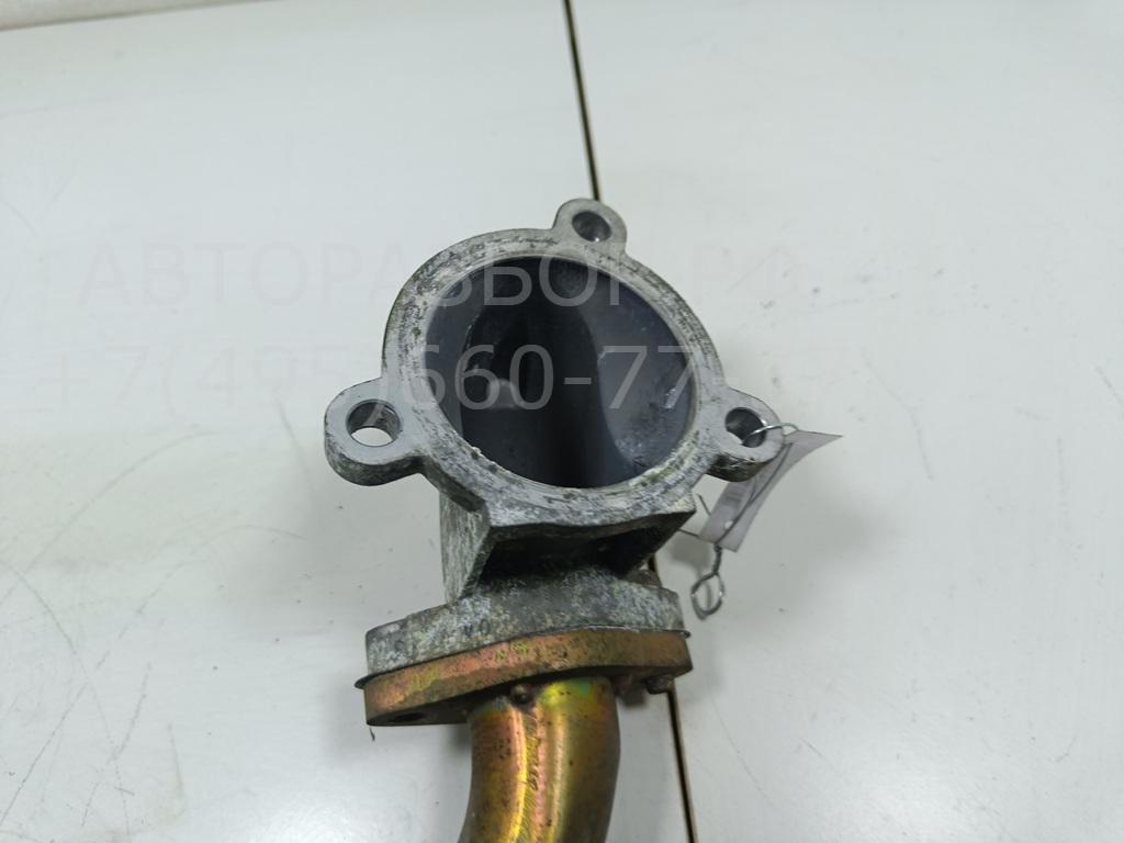 Патрубок радиатора