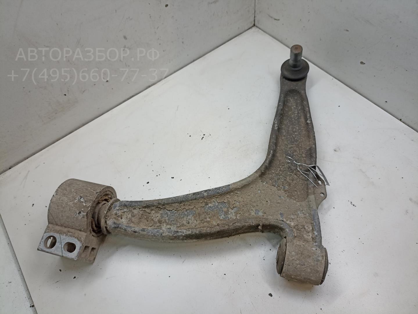Рычаг передний левый