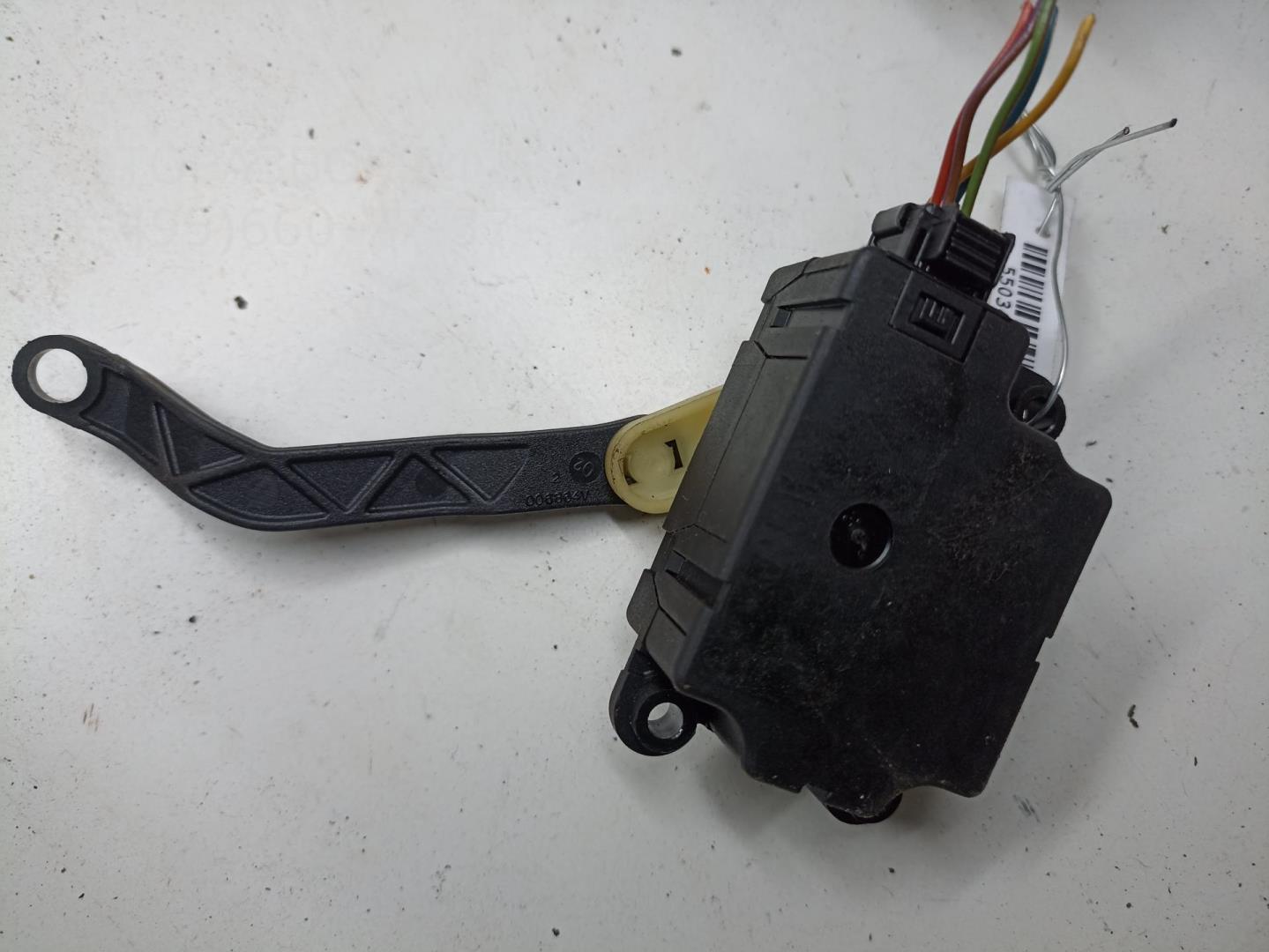 Моторчик заслонки печки