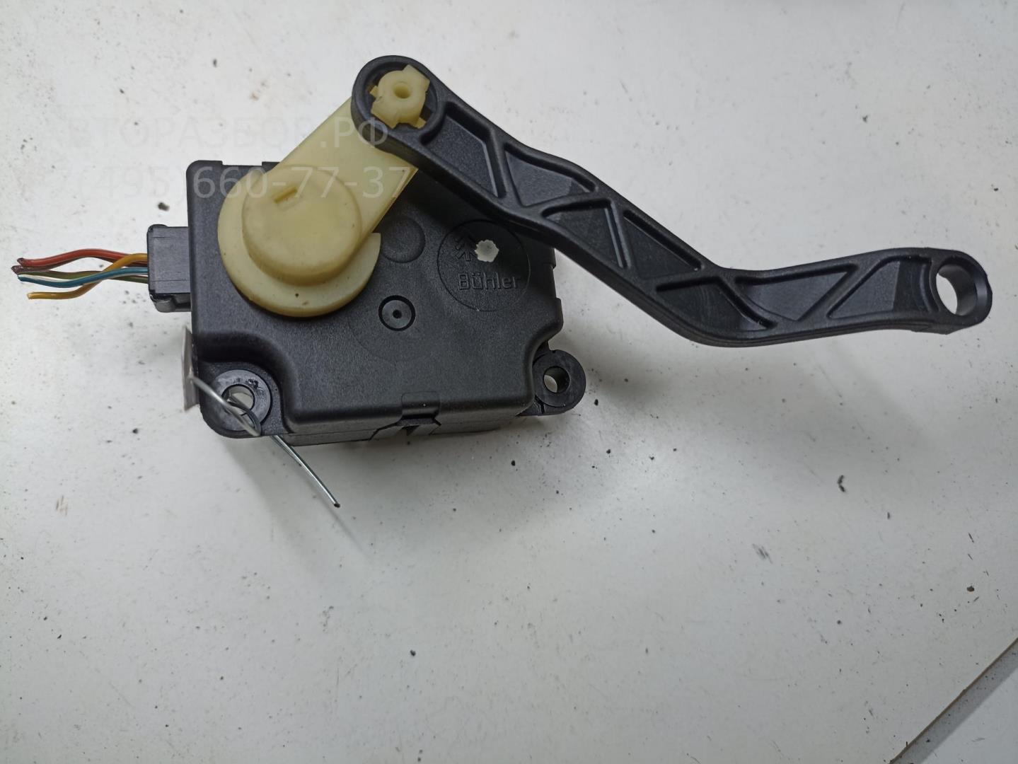 Моторчик заслонки печки