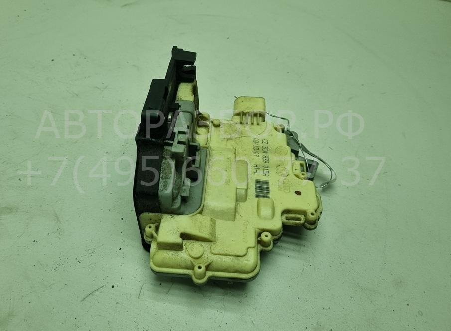 Замок двери задней левой