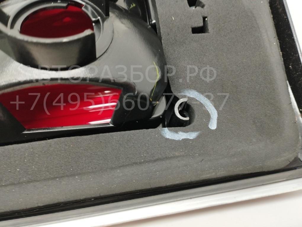 Фонарь задний внутренний левый