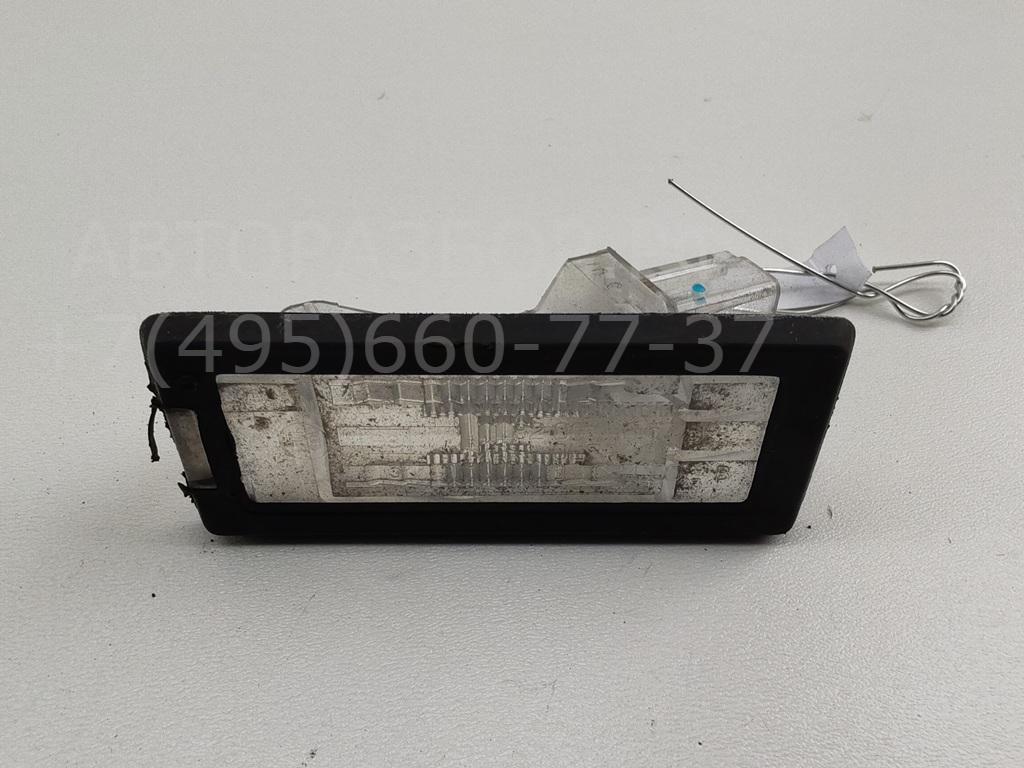 Фонарь подсветки номера