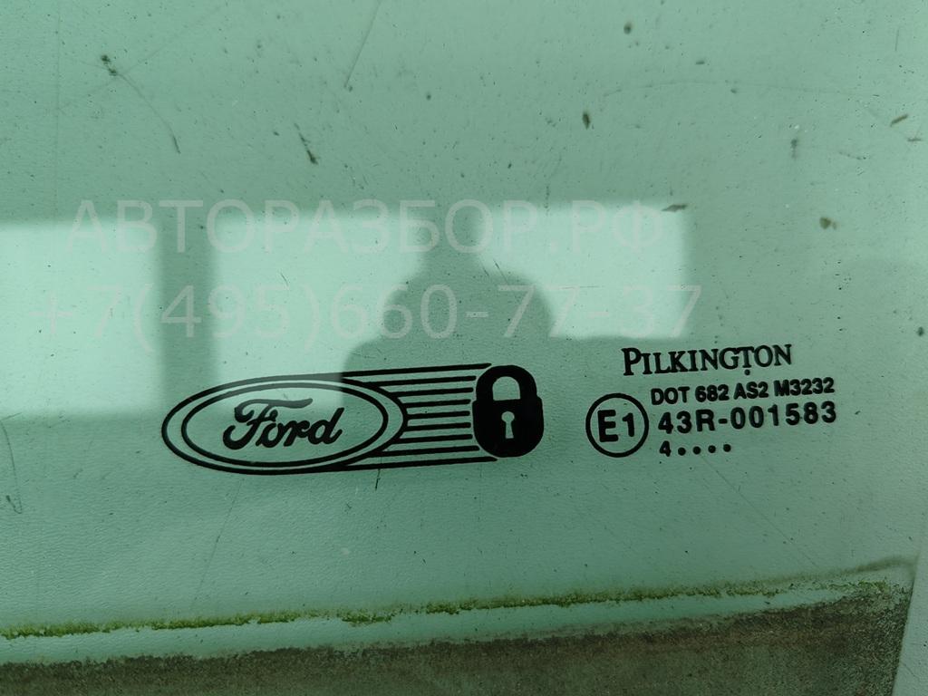 Стекло двери передней левой