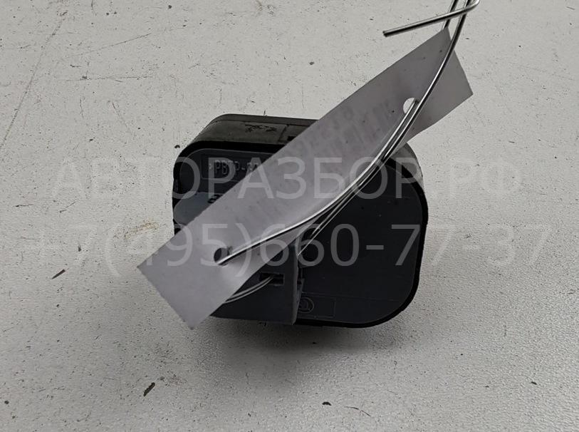 Кнопка регулировки зеркала