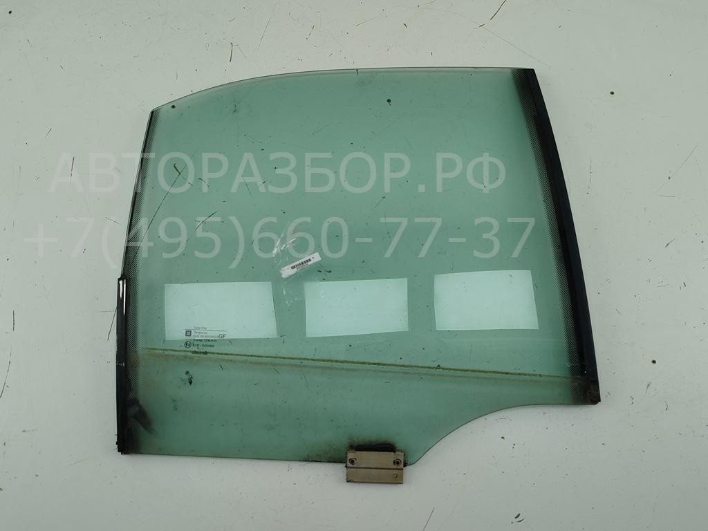 Стекло двери задней правой