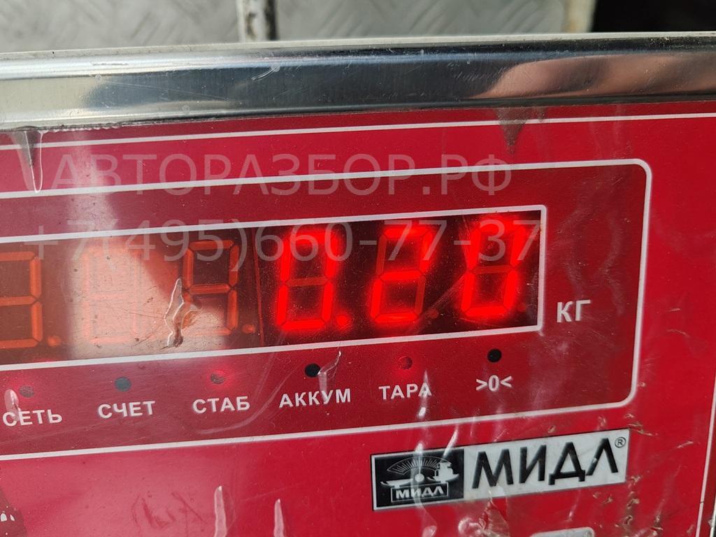 Молдинг двери передней левой