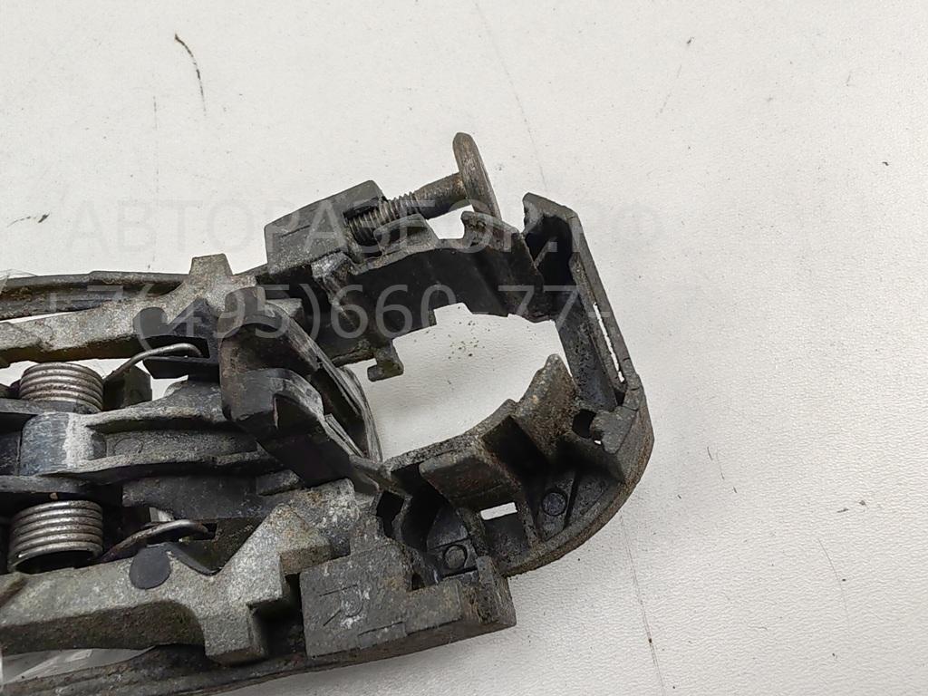 Ручка двери передней наружная левая