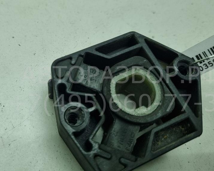 Кронштейн радиатора