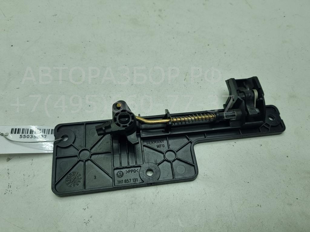 Замок бардачка