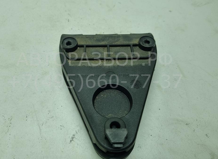 Накладка крышки багажника