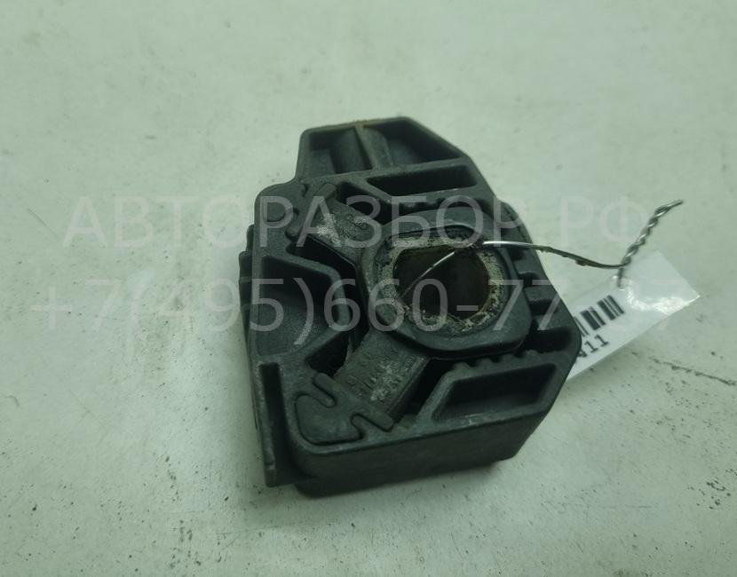 Кронштейн радиатора