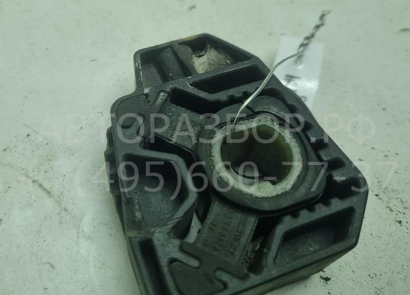 Кронштейн радиатора