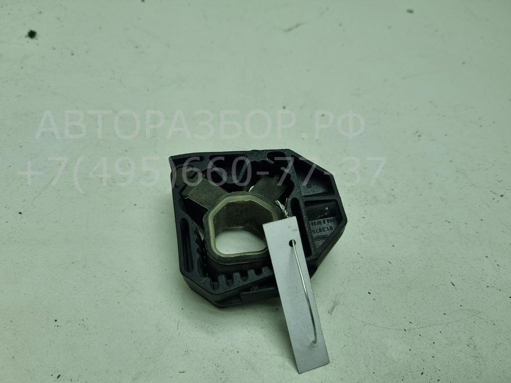 Кронштейн радиатора