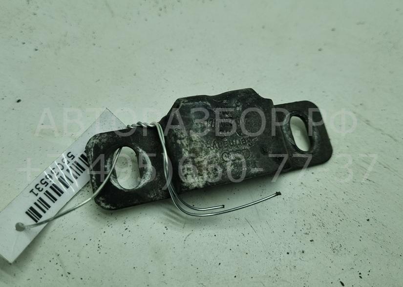 Кронштейн радиатора