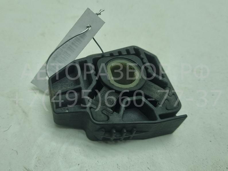 Кронштейн радиатора