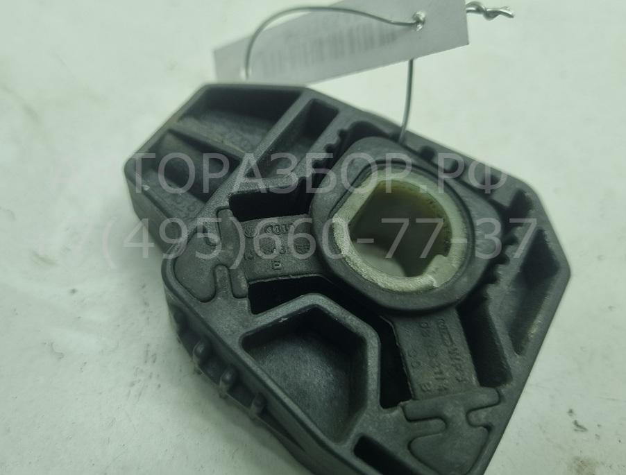 Кронштейн радиатора