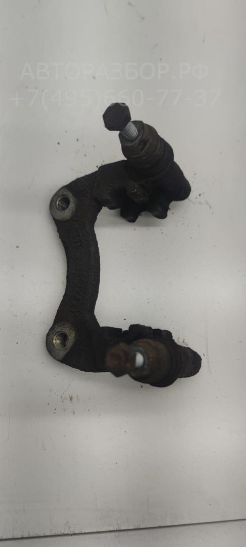 Скоба суппорта заднего