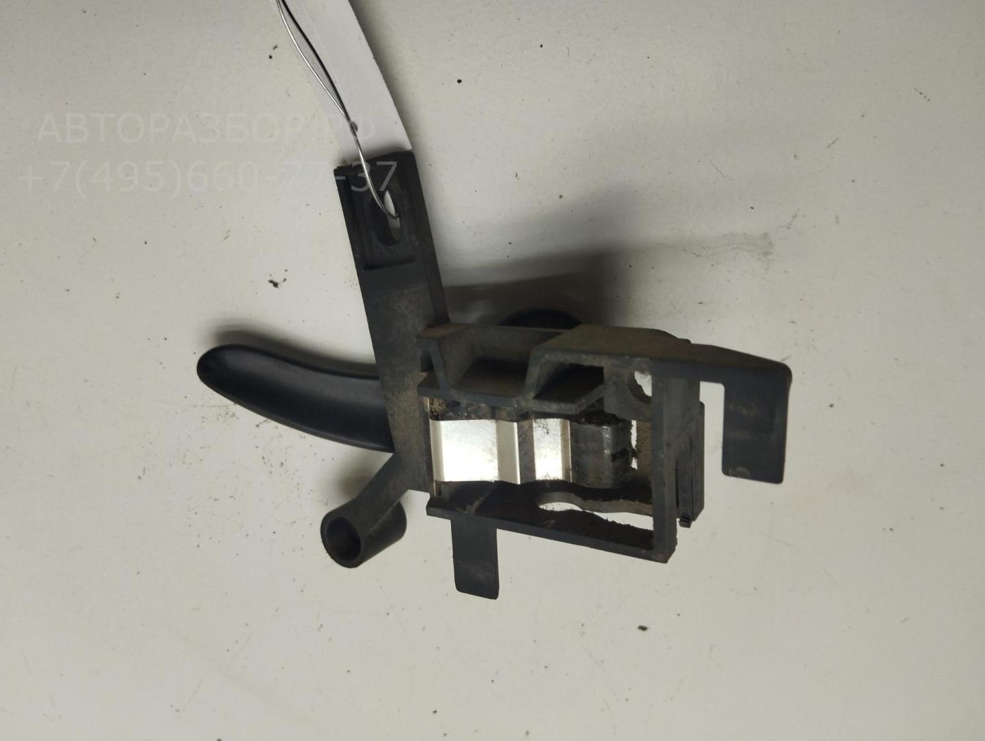 Ручка двери задней внутренняя левая