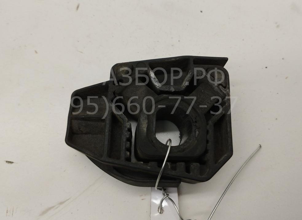 Кронштейн радиатора