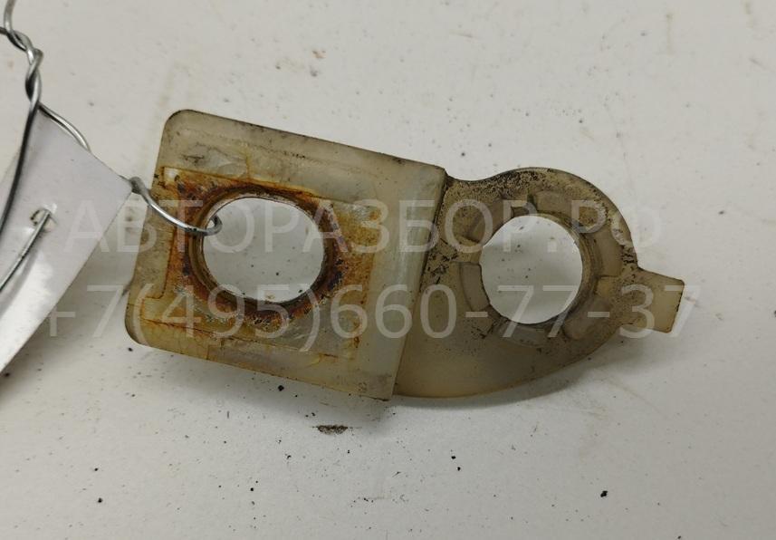 Крепеж фары