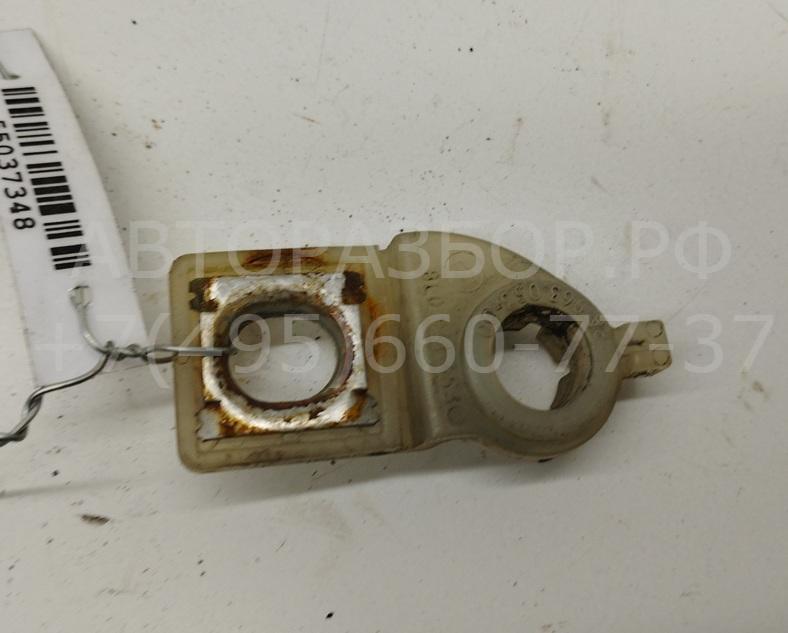 Крепеж фары